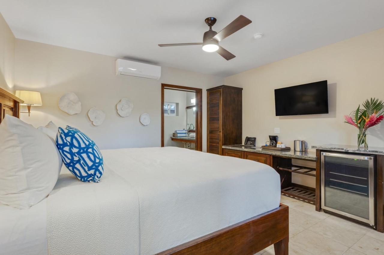 Sirenian Bay Resort Placencia 外观 照片