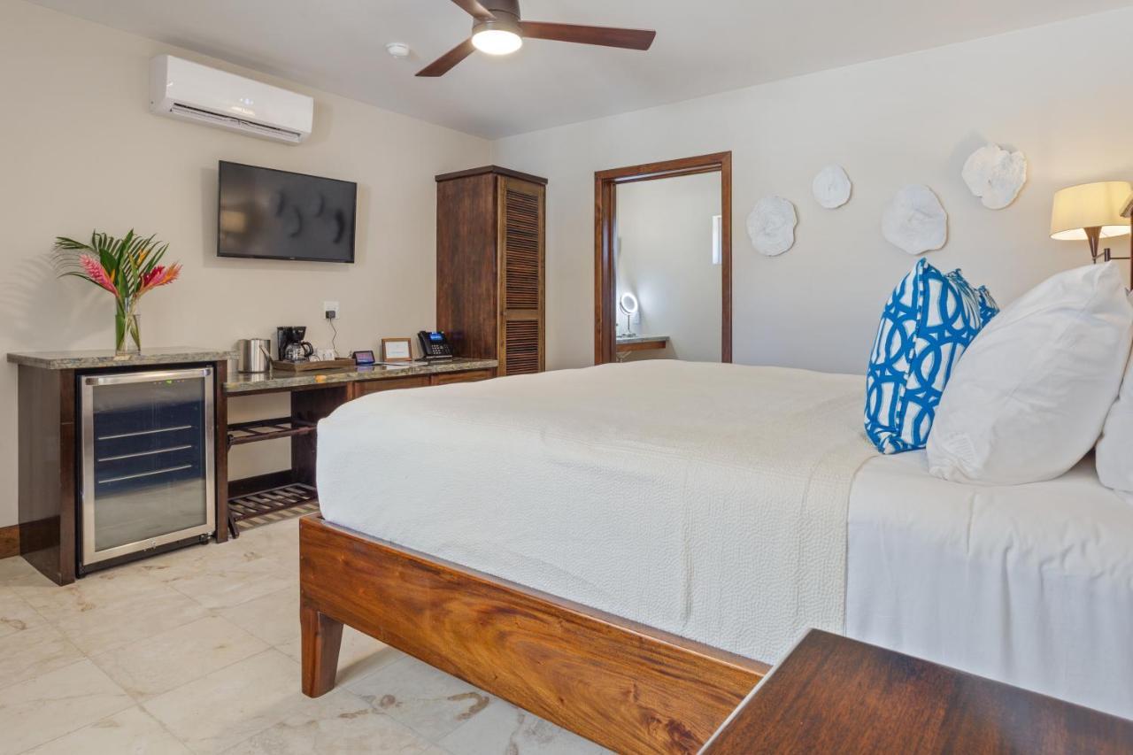 Sirenian Bay Resort Placencia 外观 照片